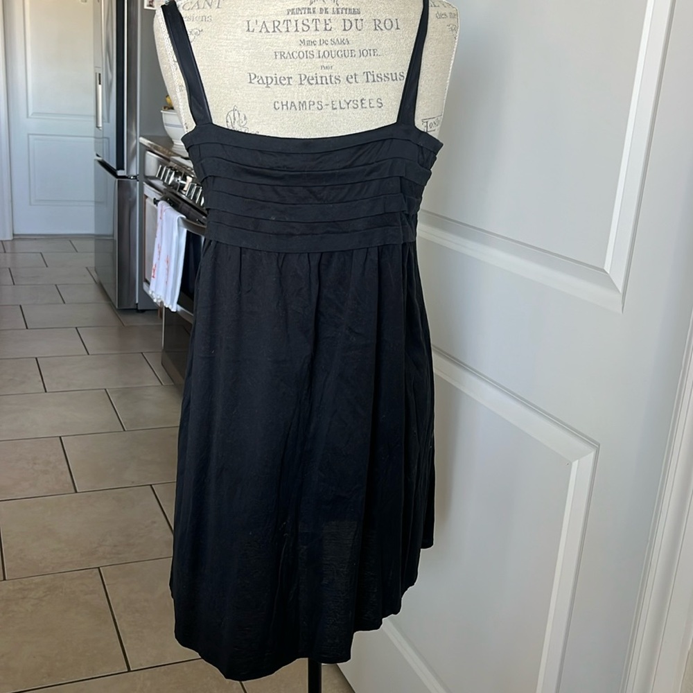 Hanro of Switzerland black shirred bodice tank dress with straps size Medium